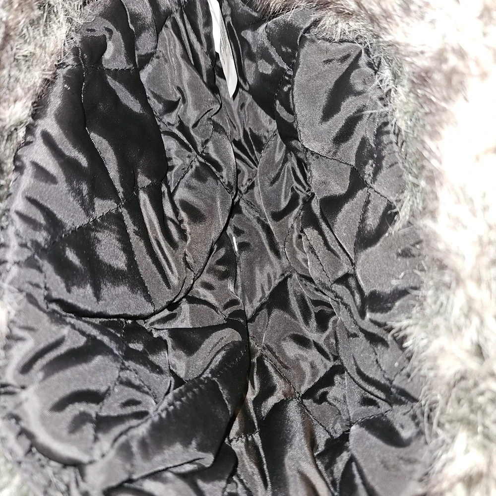 American Rag Trapper Hat Black Quilted Faux Fur Lined Winter Ear Flaps One Size
